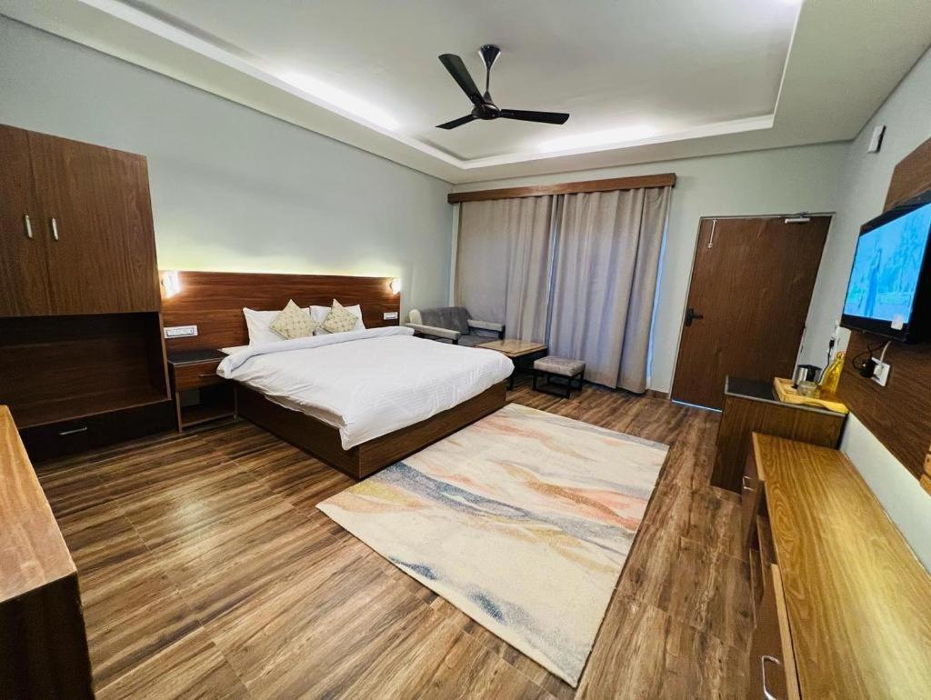 Hotel The Foresta By Orchid Hospitality & Holidays Mukteshwar Zewnętrze zdjęcie